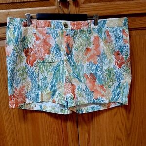 NWOT Size 18 Old Navy Gorgeous Shorts!